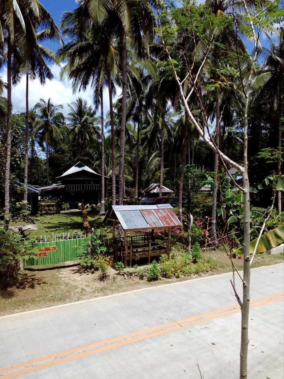 Batuan Hammock Hostel Exterior photo